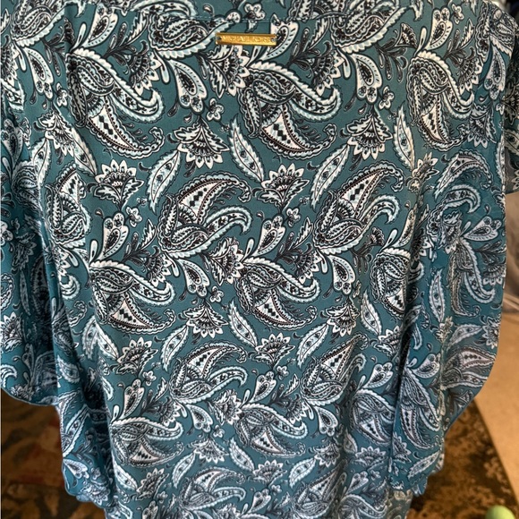 Michael Michael Kors flowing lightly ruffled trimmed blouse - Picture 3 of 7